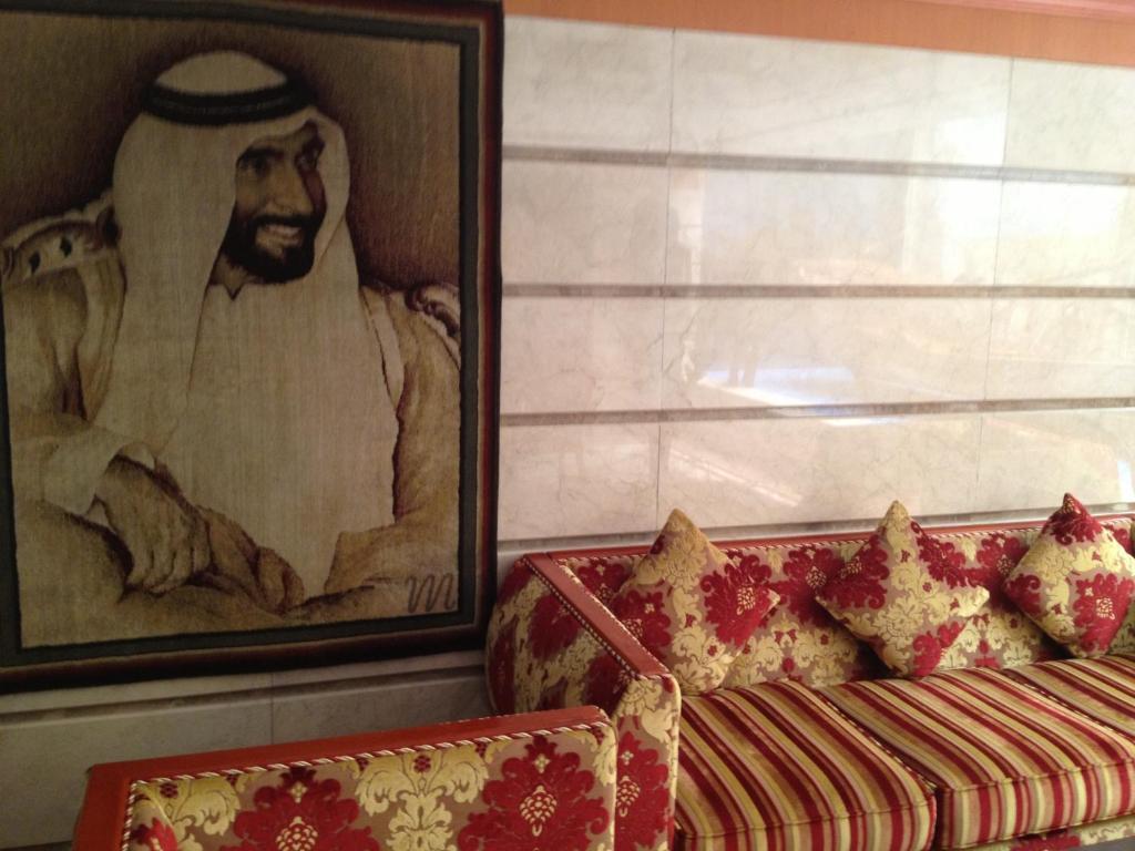 Jonrad Hotel Dubaï Extérieur photo