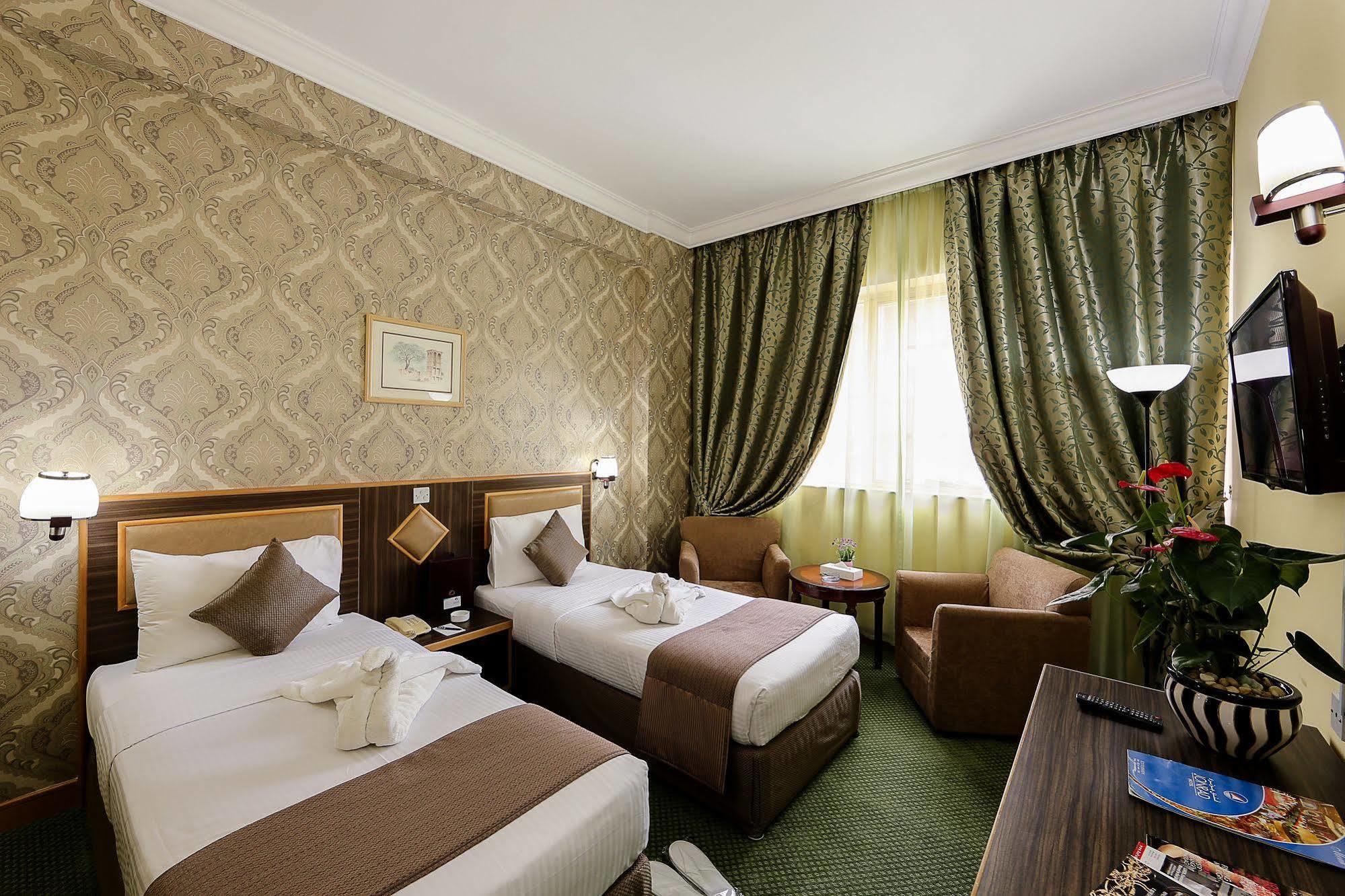 Jonrad Hotel Dubaï Extérieur photo